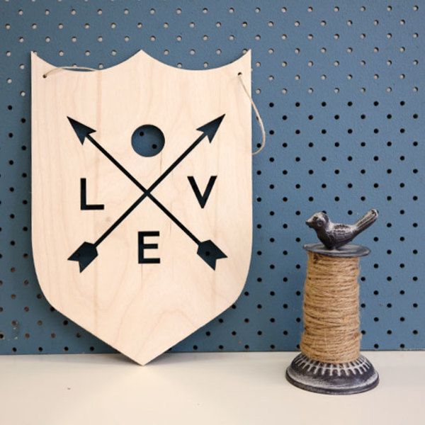 Love wooden wall plaque