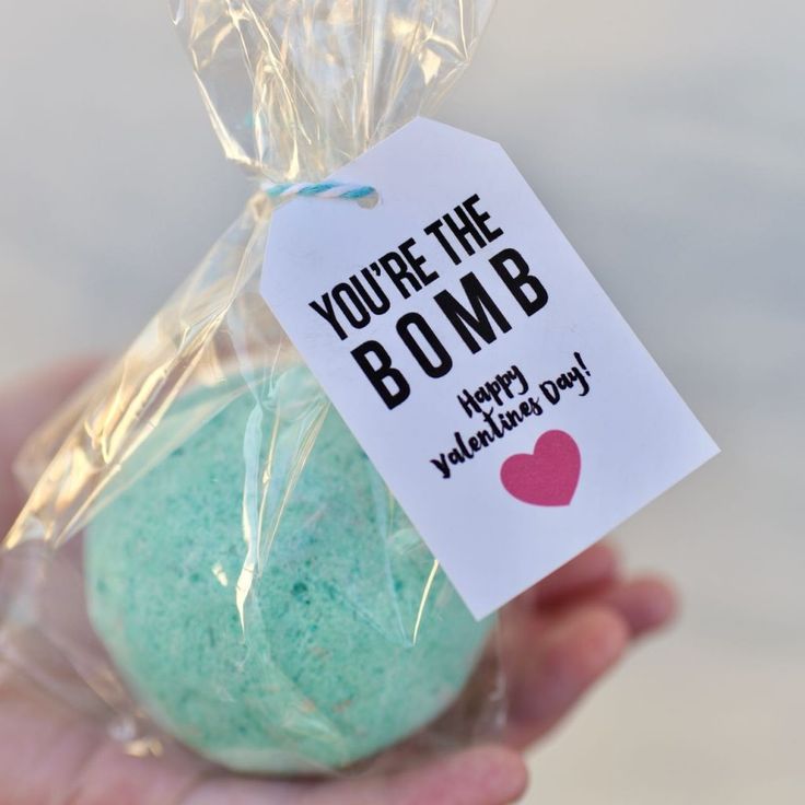 DIY Bath Bombs Valentines + Printables