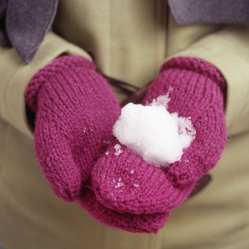 Winter days call for mittens in your favorite color! Make some for yourself, you...