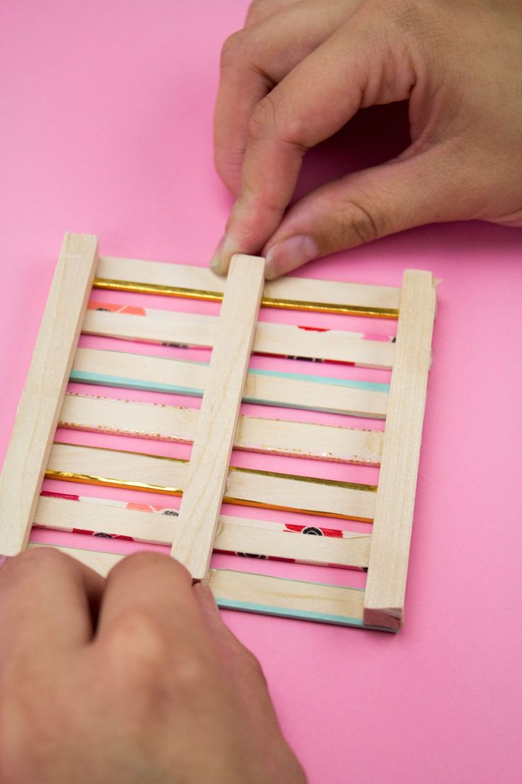 We put our own spin on this cute project and made adorableÂ DIY Mini Pallet Co...
