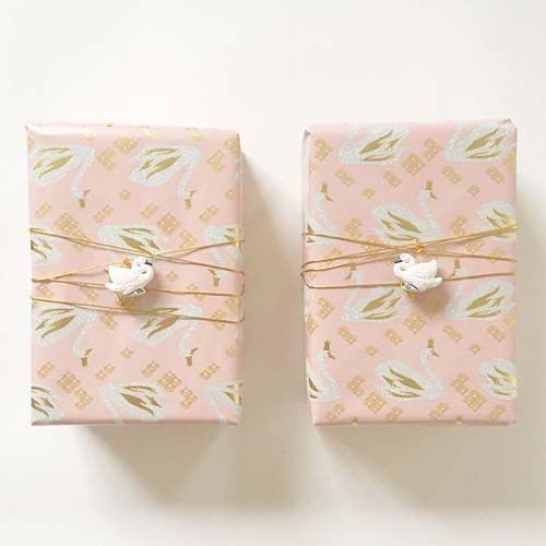 Gift Wrapping Idea – Pink & Gold