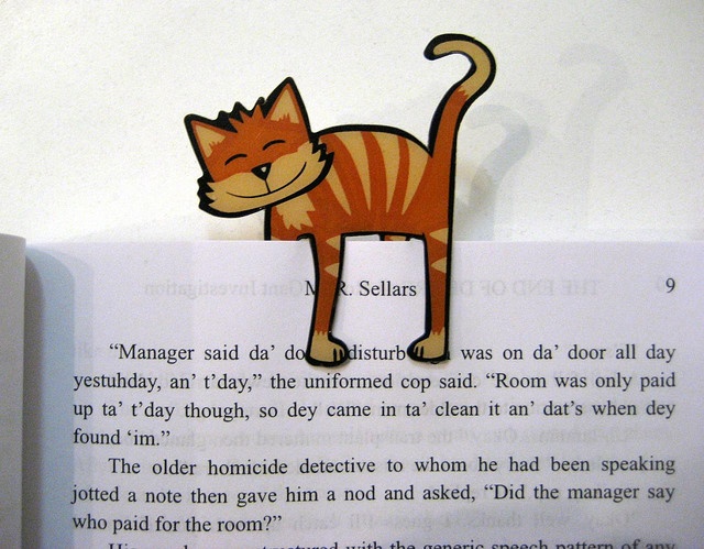 Cute cat bookmark.