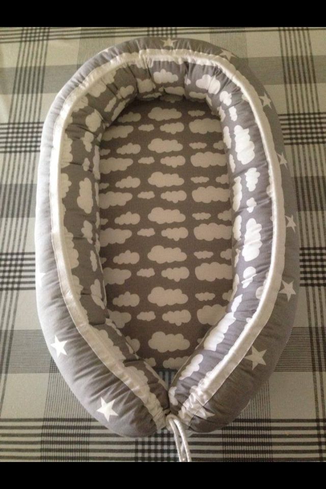 DIY baby nest - this would have been good to have for Oliver sleeping in the mid...