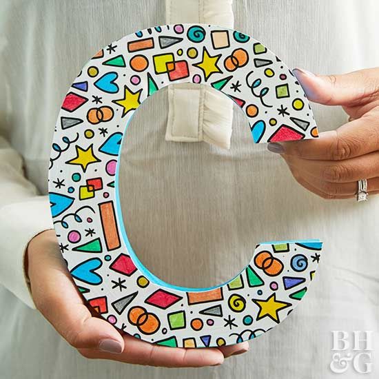 Create a colorful DIY monogram with just a few simple craft supplies.