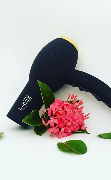 The HSI Dryonizer 5000 is legit the best (and cutest) blow dryer