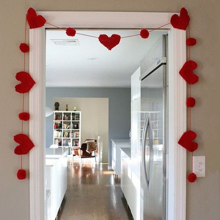 Cool 47 Brilliant Door Decorating Ideas For Valentines Day. More at dailypatio.c...
