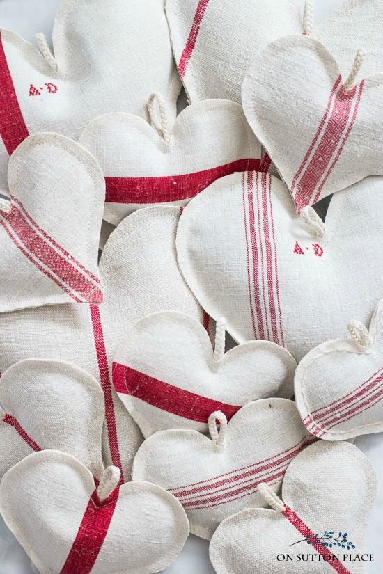 DIY Grain Sack Lavender Heart Sachets | Easy directions for making these sweet s...