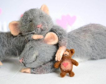 Needle felted mouse MADE TO ORDER Love mice Felted animal Wool felt Sleeping mou...