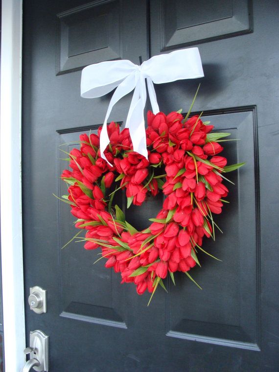 Red Tulip Heart Wreath  Valentine's Day Wreath  I LOVE YOU  Decor  Valentine...