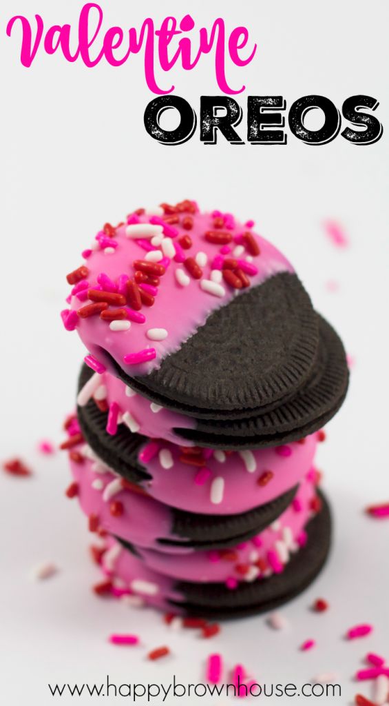 These Valentine's Day Oreos are the perfect candy dipped Valentine treat for...