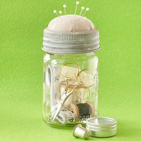 Do you know someone that loves to sew? Make this sewing essentials jar! More han...