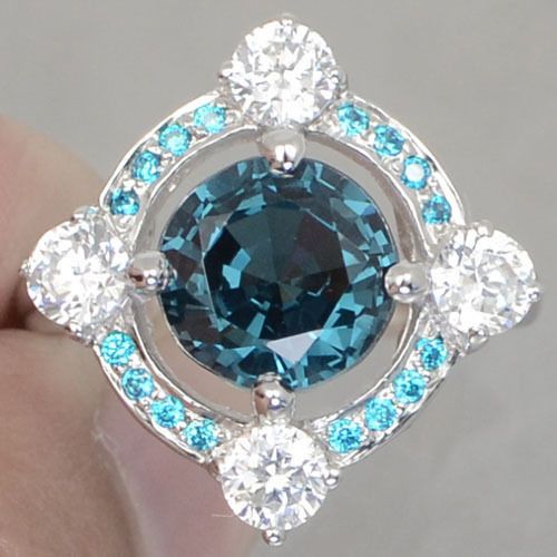 Natural 4.1CT Round Diamond Cut London Blue Topaz With Blue Aquamarine and White...