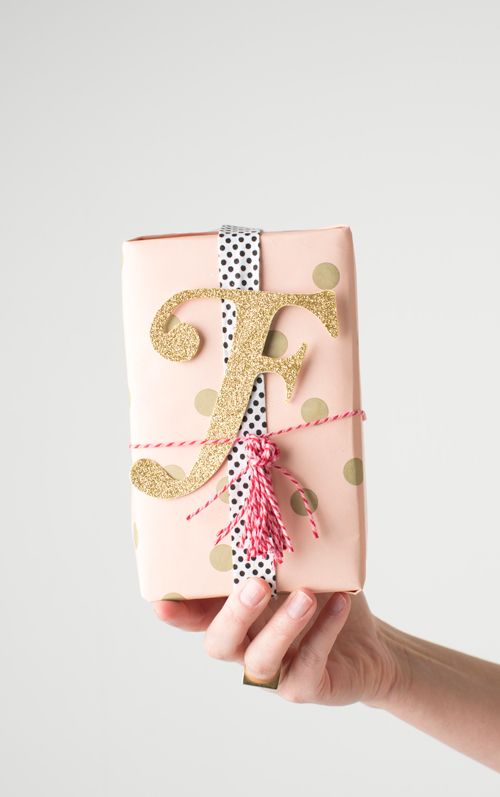 DIY wrap idea | 5 ways to gift wrap for spring