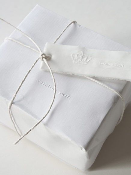 Love the simple gift wrapping