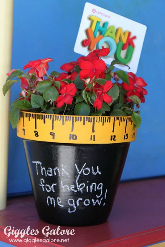 Thanks for Helping Me Grow Teacher Gift Idea! #teachergift #diy