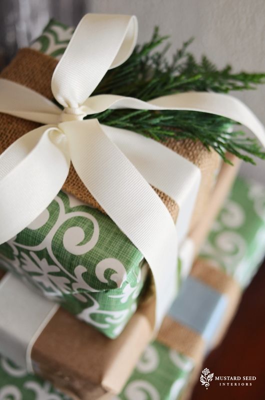 Christmas Present Gift Wrap Ideas - A beautiful Wrapping Paper Suite