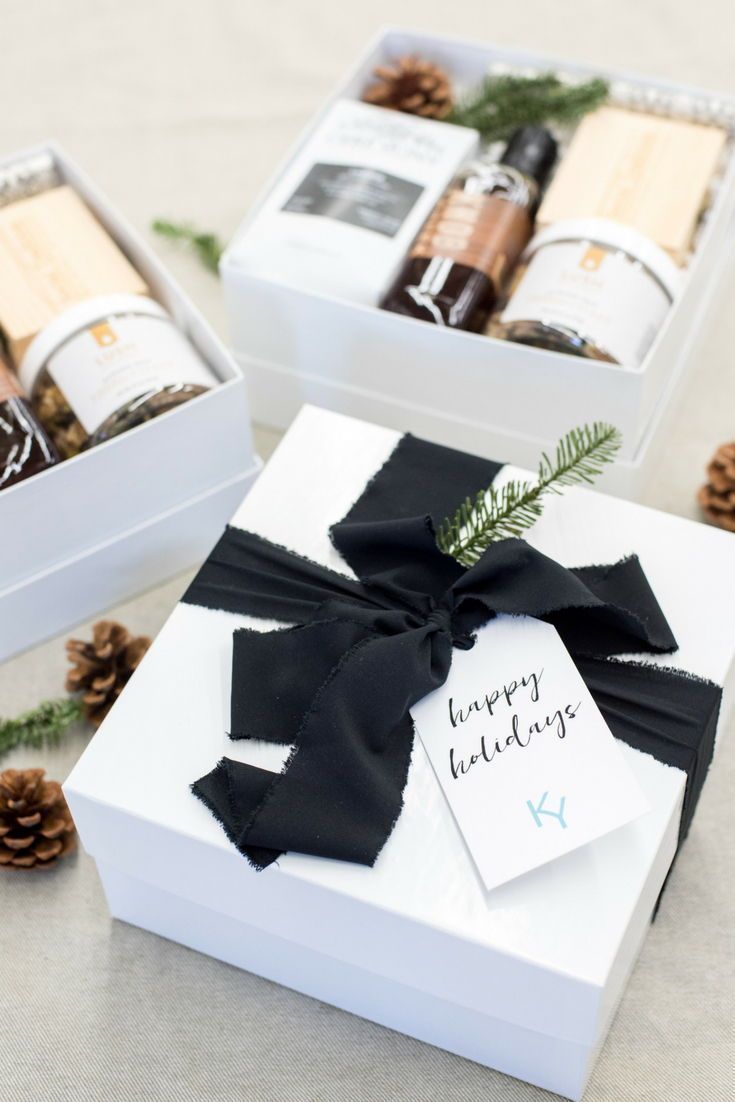 Best Corporate Gifts Ideas     HOLIDAY CLIENT GIFT BOXES// White and navy ‘Hap...
