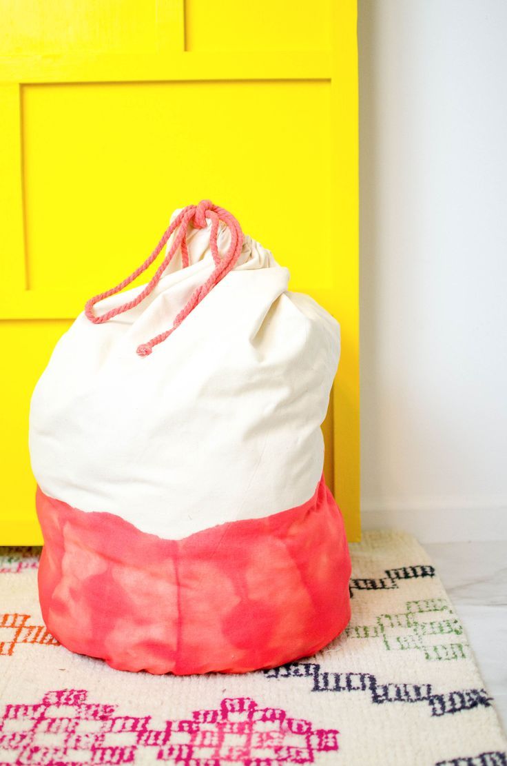 We made this simple and adorable DIY Laundry Bag! It�s a great sewing tutorial...