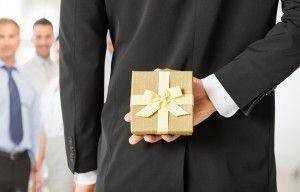 3 Steps to Easy Holiday Corporate Gift Giving