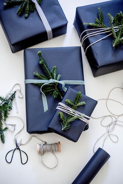 Beautiful on the navy - Gift Wrapping with Pine | Shannon Kirsten