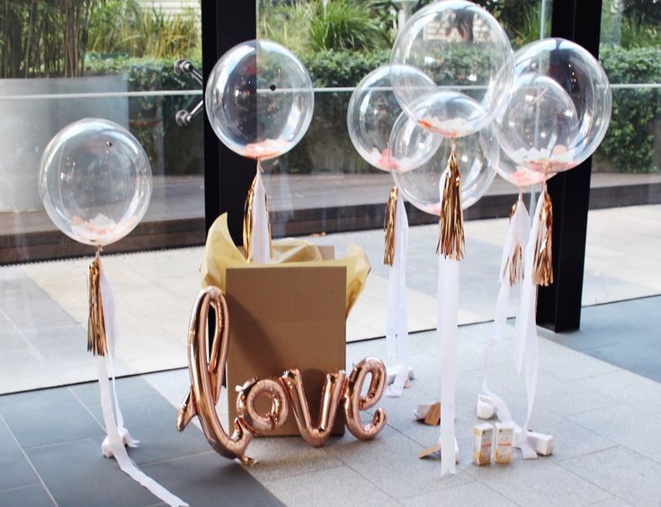 Confetti bubble balloons | The Heyday Club | corporate gifting