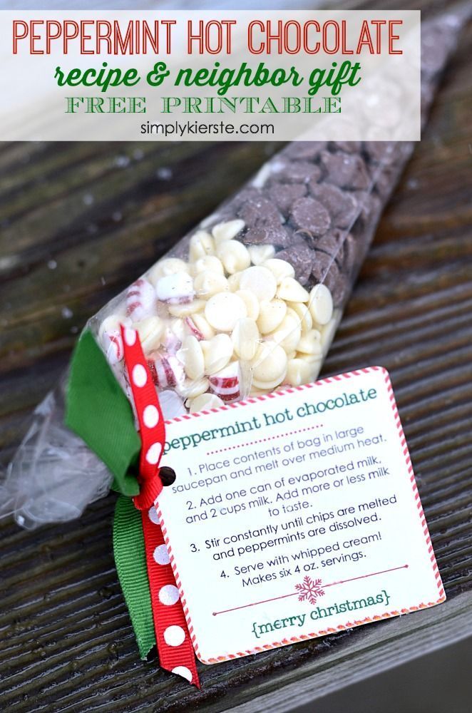 Peppermint Hot Chocolate Neighbor Gift | simplykierste.com #neighborgift #easygi...