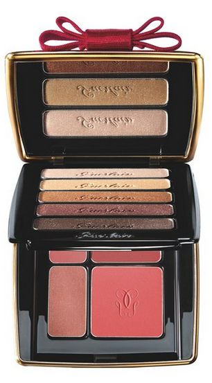 A berry kissed palette, perfect for fall & winter