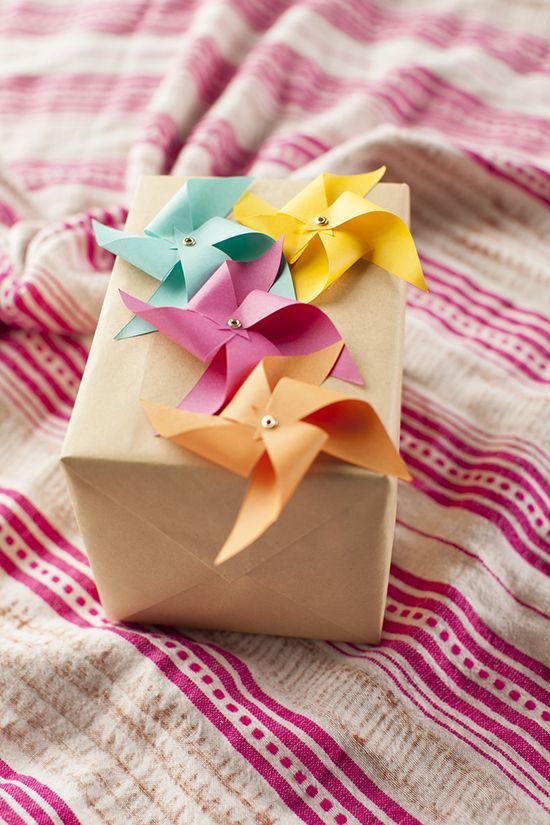 pinwheel gift packaging