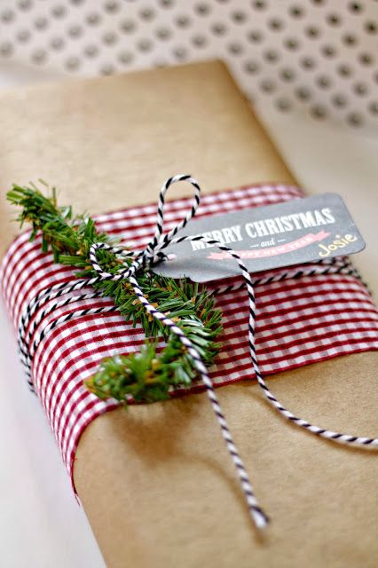 Layer a fabric scrap over the middle and use baker’s twine to tie on a tag!