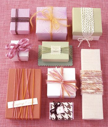 pretty wrapping with yarn
