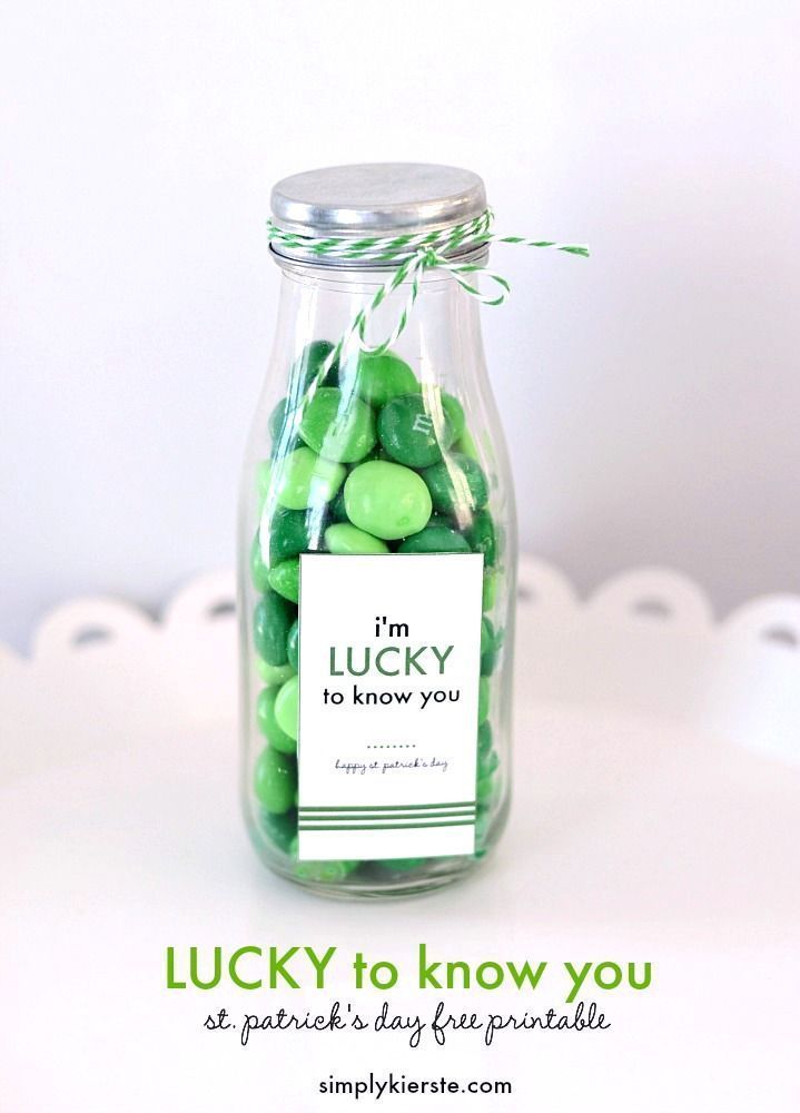 Free printable: darling St. Patrick's Day gift tags that are perfect for let...