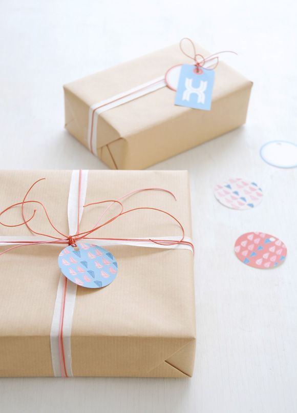 Free Printable Gift Tags - Inspired by Lauren Moffat Spring 2012 - Home - Creat...