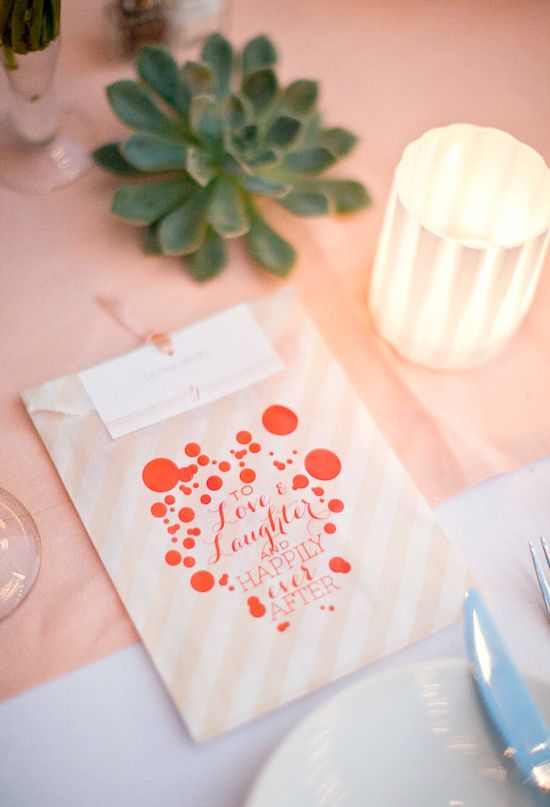 pink striped guest goodie bags / photo by www.anniemcelwain...