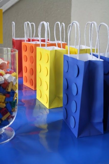'Lego' gift wrapping