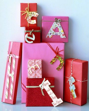 9 Ways to Recycle Old Christmas Cards into Crafts