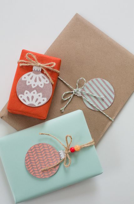 9 free printable gift tags for the holidays, all of them gorgeous. (And FREE!)