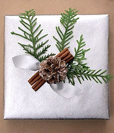Craft topper for holiday gifts
