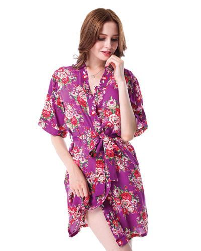 This beautiful floral kimono robe makes the best gift for mom who has everything...