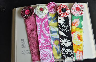 Beautiful Handmade Bookmarks {teacher appreciation} | Skip To My Lou