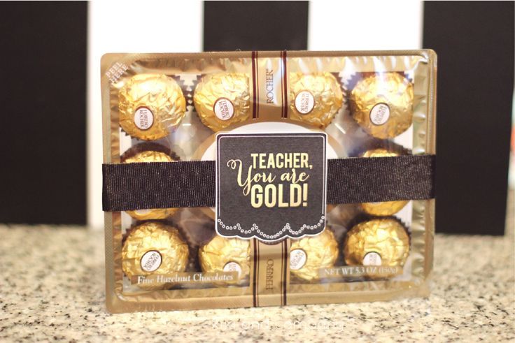 Cute and Simple Teacher's Appreciation gift idea from kiki and company. Free pri...