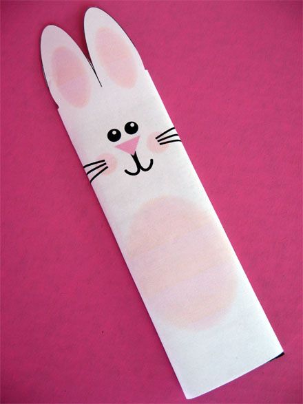 Free printable bunny candy bar cover. This would make a fantastic easy and inexp...