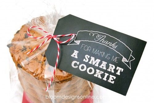Free teacher appreciation printable: A Smart Cookie #gift #teacher #cookie #prin...