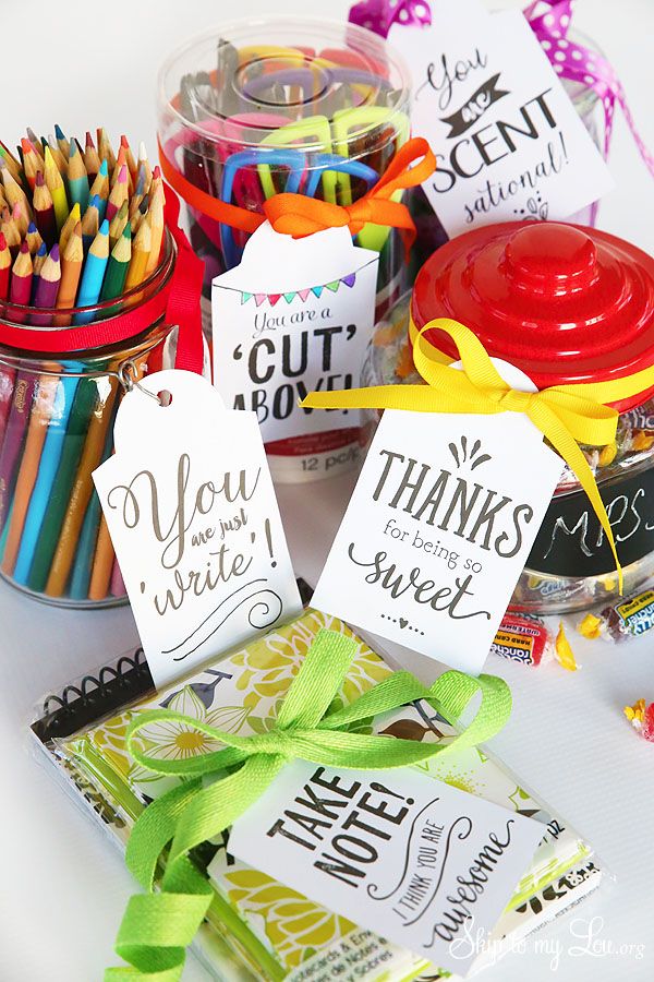 Printable Teacher Appreciation Gift Tags #backtoschool skiptomylou.org