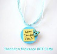 Teacher's Necklace {DIY Gift} by Everything Etsy