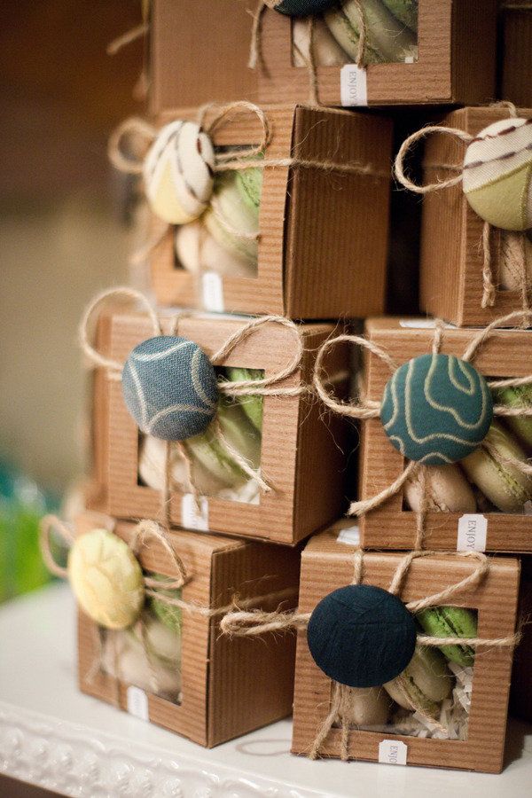 A close-up of the super cute boxed macaron favors in the SMP feature ~ www.style...