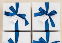 Best Corporate Gifts Ideas : CORPORATE EVENT GIFTS// Blue and white corporate re...