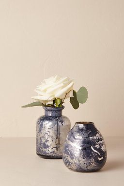 Marbled Mercury Bud Vase #FloralDesign #WeddingCenterpiece #WeddingFlowers #Bloo...