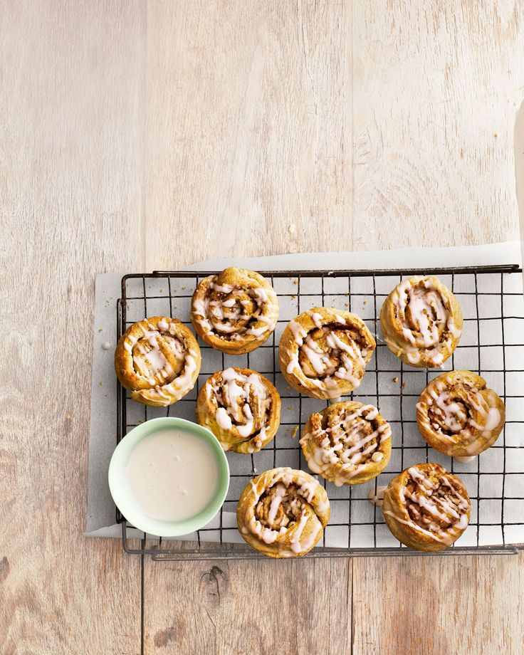 Almond Cinnamon Buns allows mom to indulge with these irresistible cinnamon-scen...