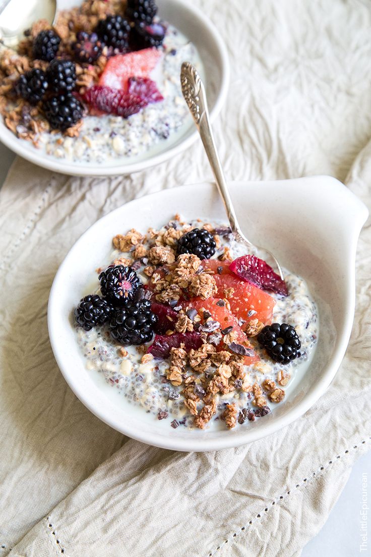 Chia Oatmeal Breakfast Bowl is a dairy-free breakfast bowl is packed with nutrie...
