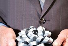 Corporate Gifts Ideas : The benefits of corporate gift-giving far outweigh the c...